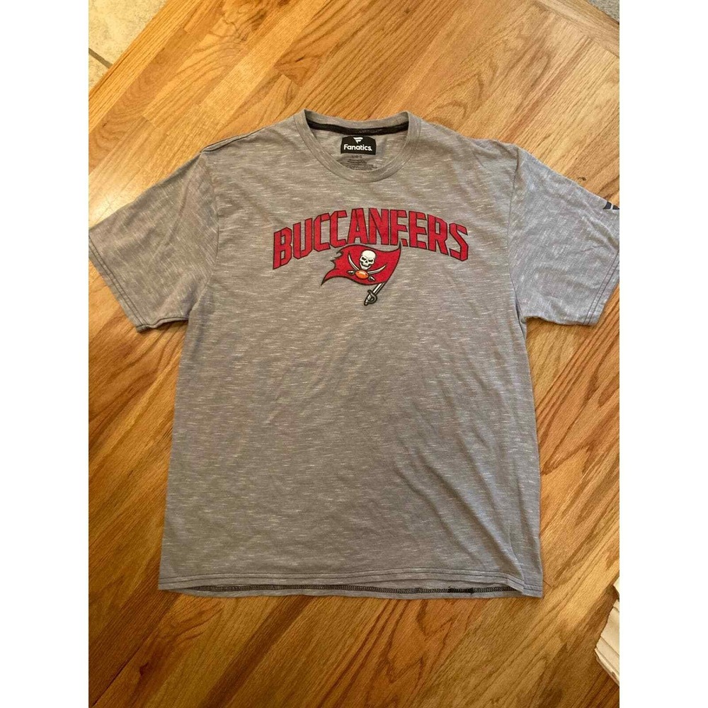 Tampa‎ Bay Buccaneers Tom Brady 12 NFL Fanatics T-Shirt Gray Large